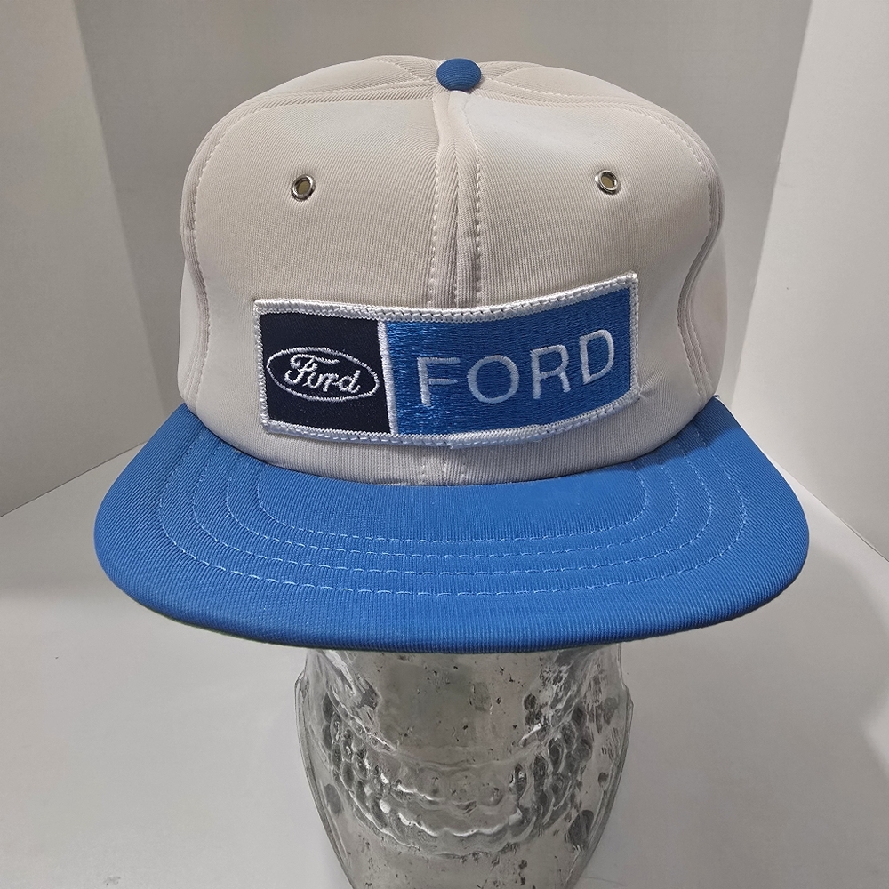 Vintage Ford Cap in Blue and Cream
